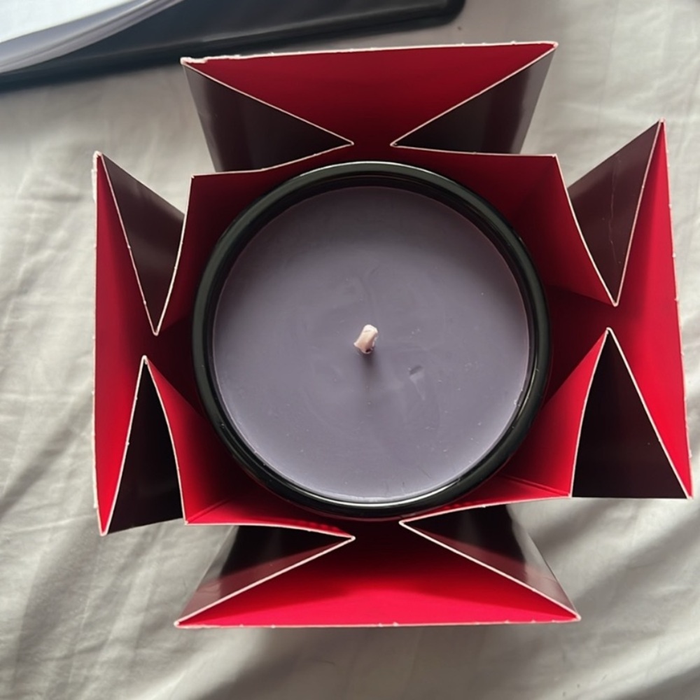 RITUAL OF AYURVEDA Indian Rose and Sweet Almond Oil scented candle New in box - Picture 4 of 5